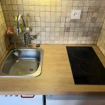 Cosy Centre Station Parking Gratuit 아파트 라포